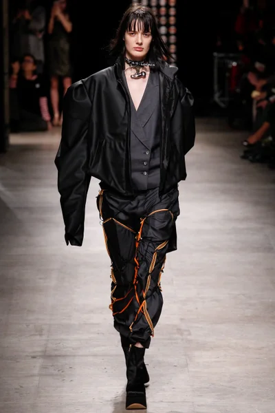 Look 36